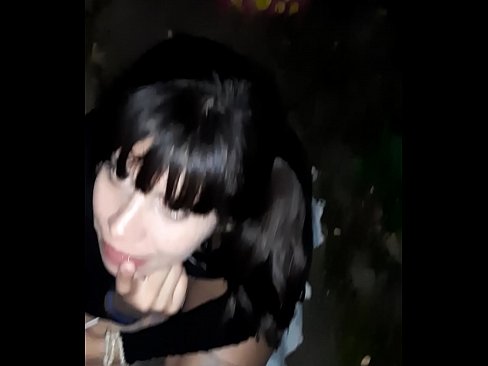 ❤️ Pe stradă penisul umflat în schimbul unor bomboane ☑ at ro.porn-mz-com.ru ❌️❤