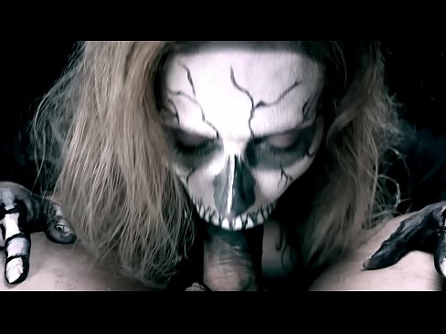 ❤️ Fată demonică sugând pula cu gura ei neagră și înghițind spermă. ☑ at ro.porn-mz-com.ru ❌️❤